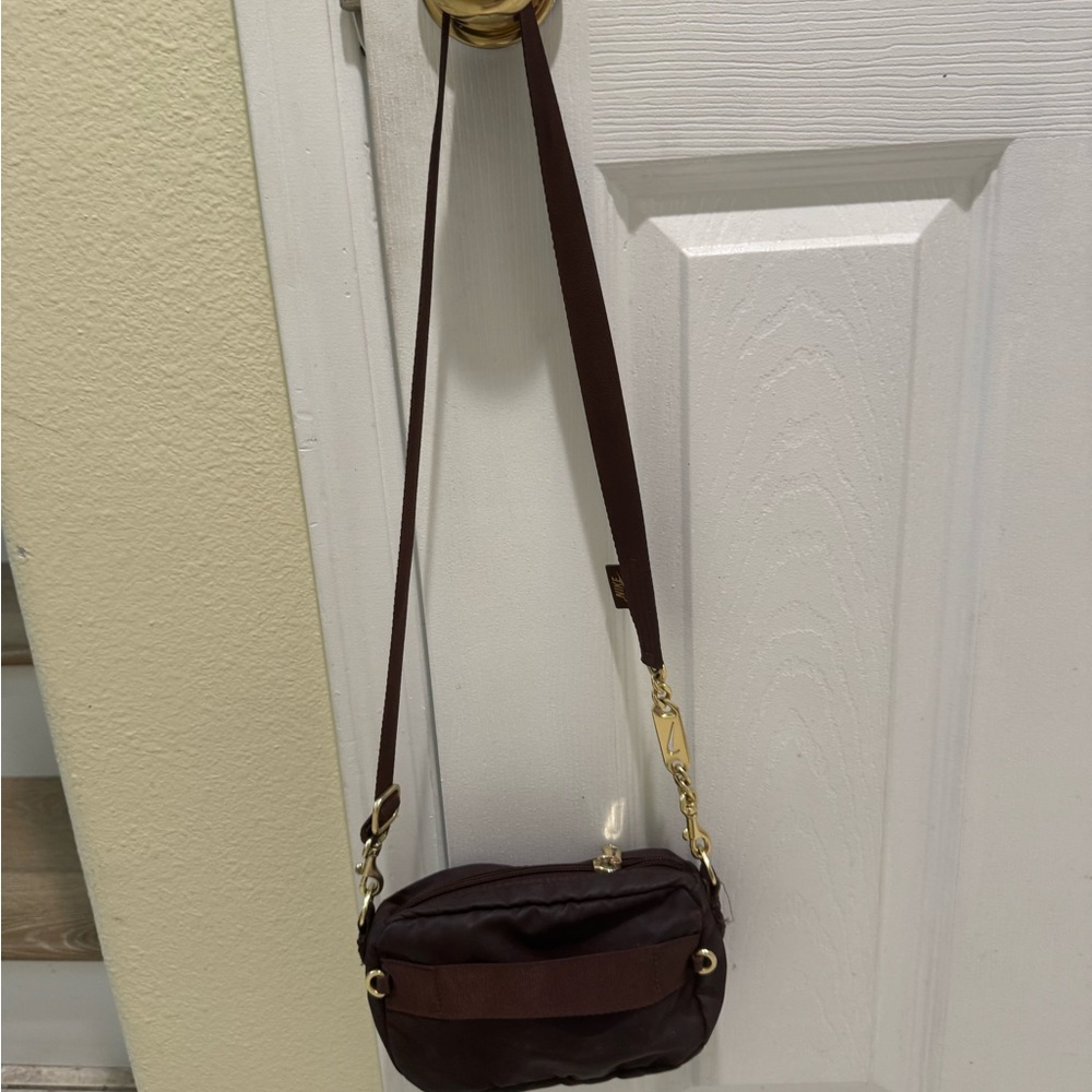 Nike Brown and Gold Lanyard Maroon